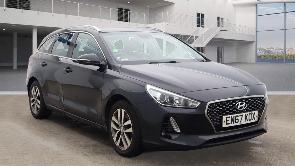 Used Hyundai i30 2018 for sale - 76486982: Photo 1