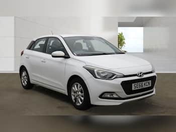 Used Hyundai i20 2016 for sale - 79756751: Photo
