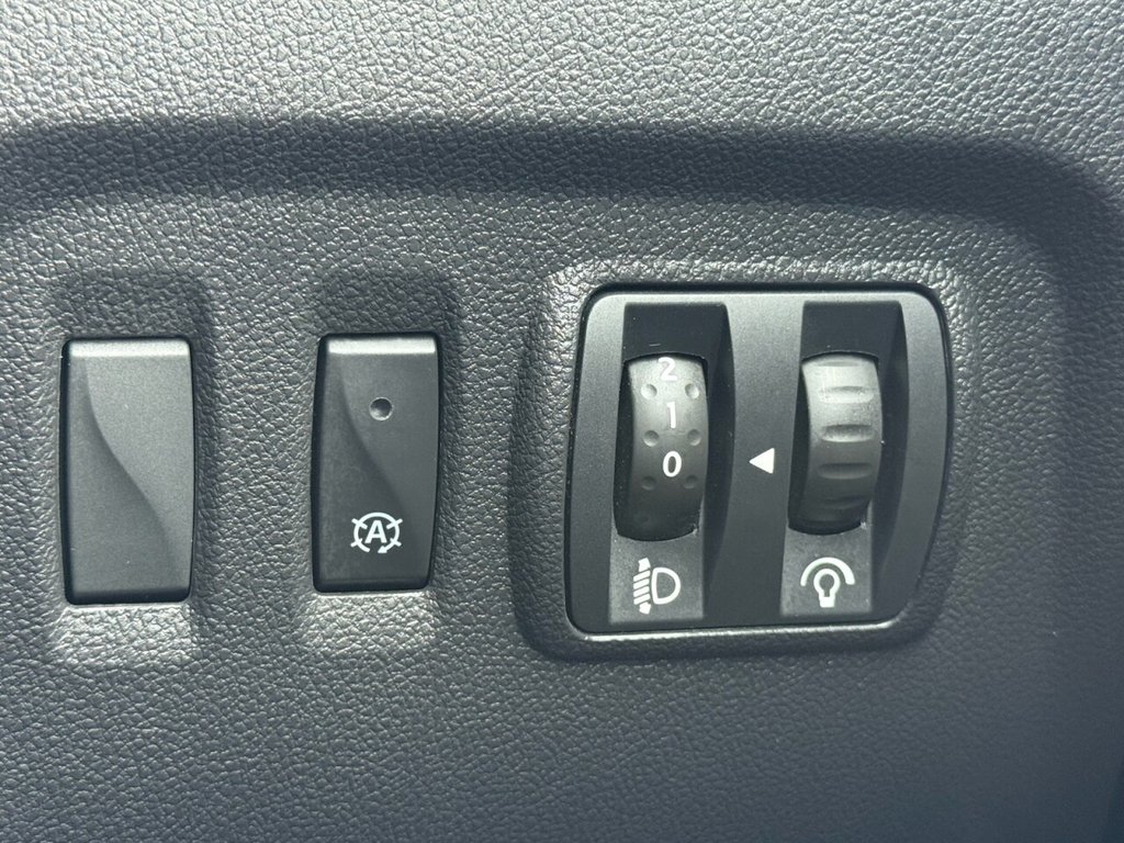 Used Renault Captur 2018 for sale - 76496066: Photo 19