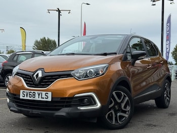 Used Renault Captur 2018 for sale - 76496066: Photo