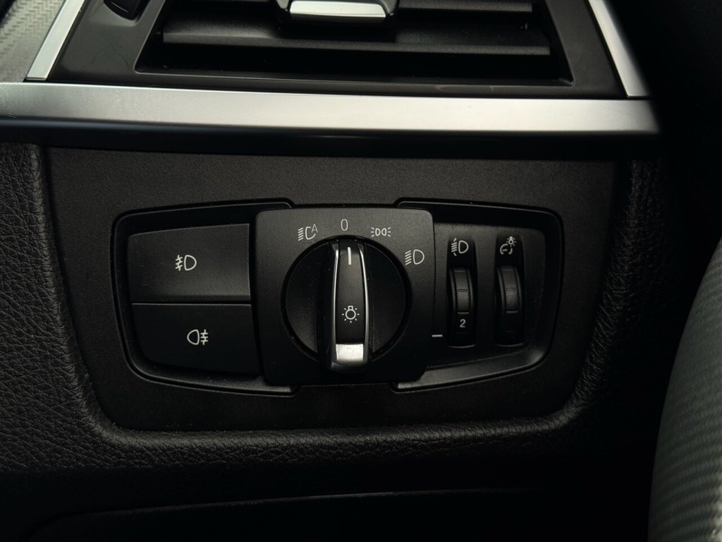 Used BMW 3 Series 2019 for sale - 76010126: Photo 21