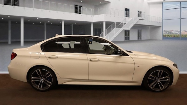 Used BMW 3 Series 2019 for sale - 76010126: Photo 5
