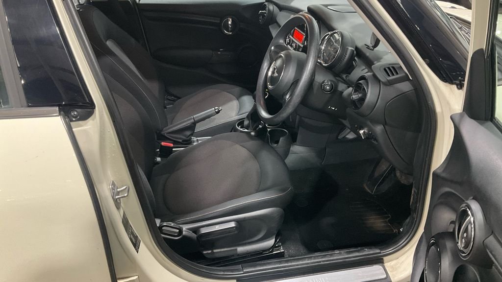 Used MINI Hatch 2015 for sale - 77280813: Photo 15