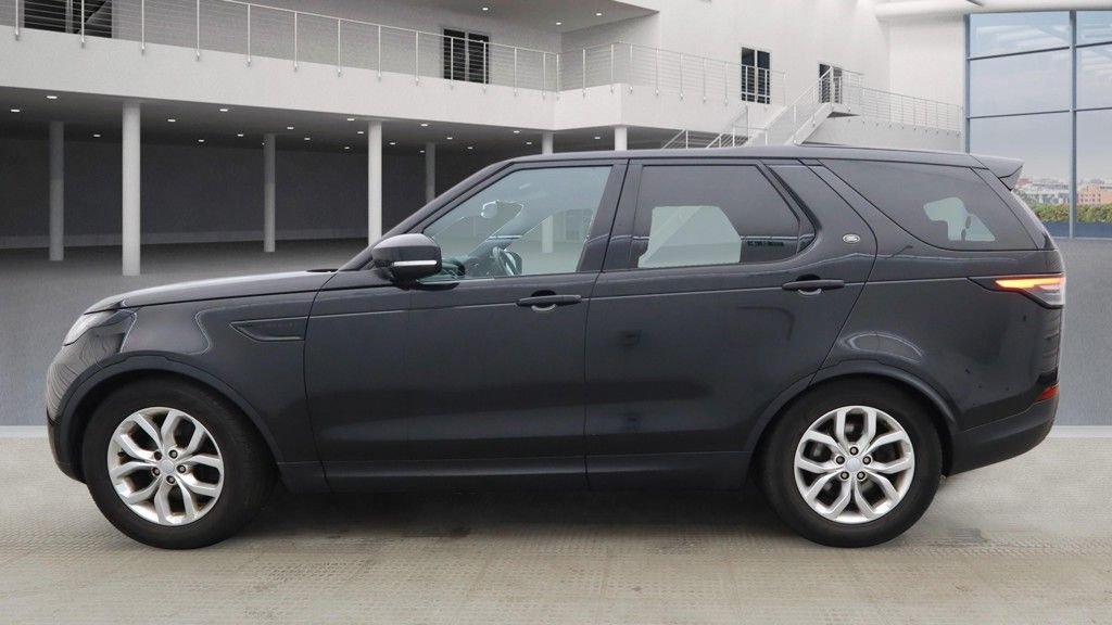 Used Land Rover Discovery 2017 for sale - 77239363: Photo 12
