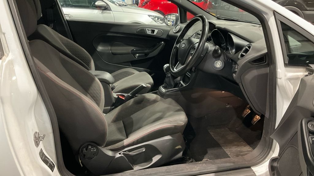 Used Ford Fiesta 2016 for sale - 77288067: Photo 21