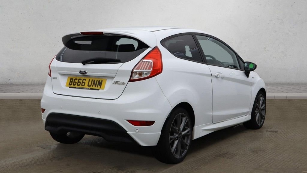 Used Ford Fiesta 2016 for sale - 77288067: Photo 4