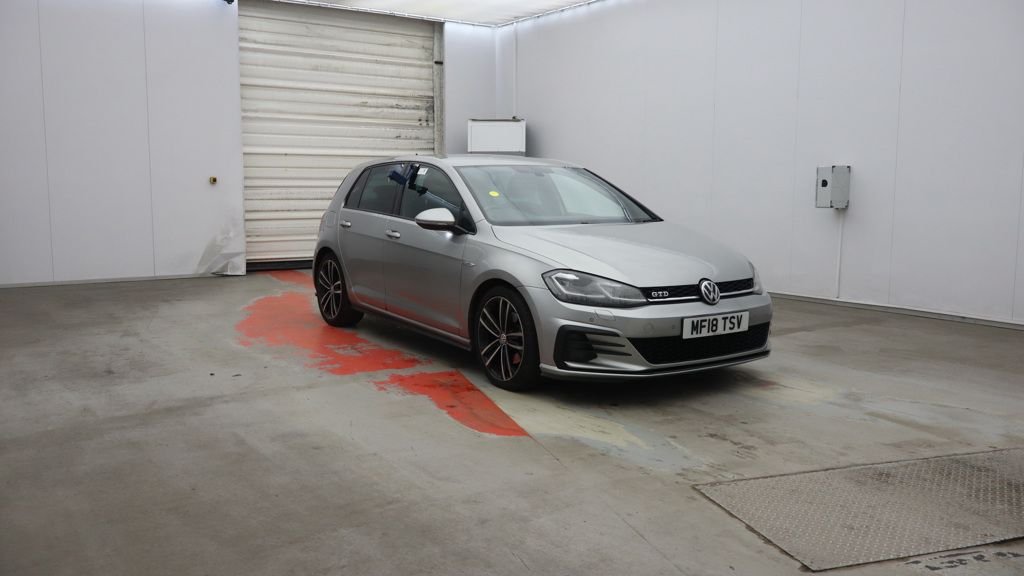 Used Volkswagen Golf 2018 for sale - 76632401: Photo 5