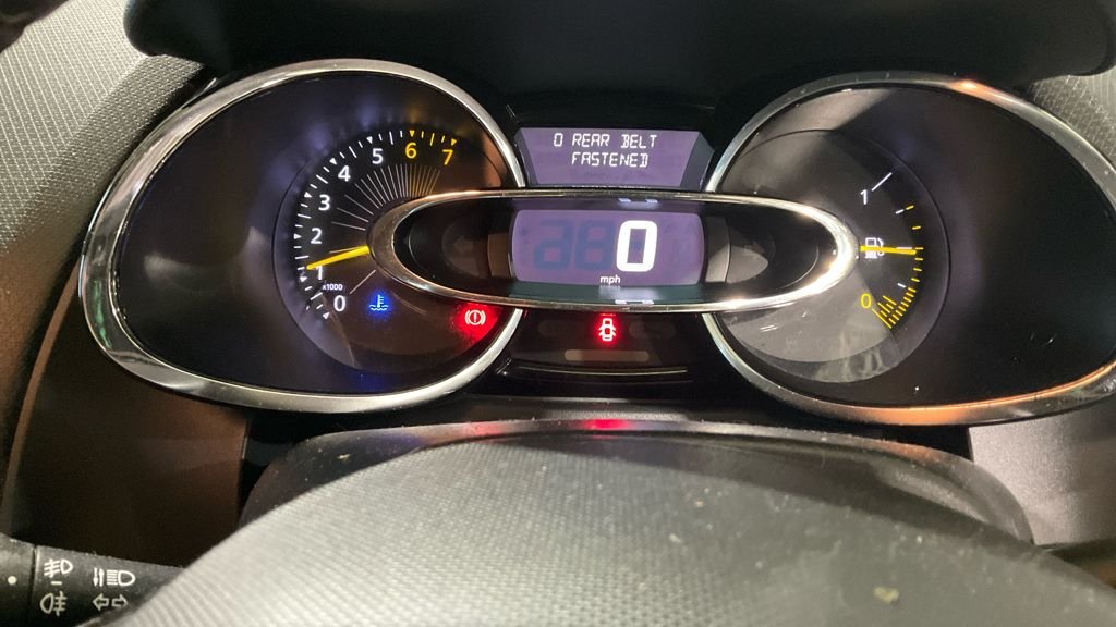 Used Renault Clio 2013 for sale - 77891256: Photo 9