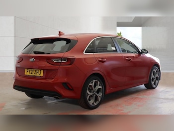 Used Kia Ceed 2021 for sale - 79313776: Photo