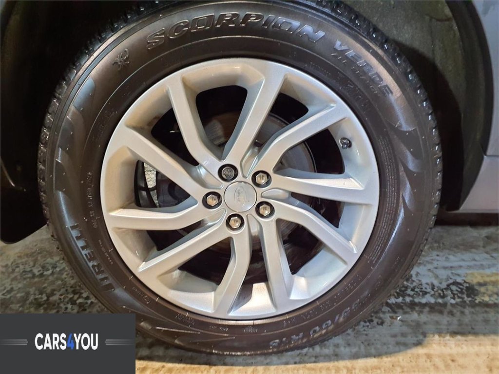 Used Land Rover Discovery Sport 2017 for sale - 76788029: Photo 4