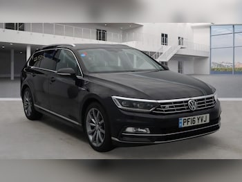Volkswagen - Passat