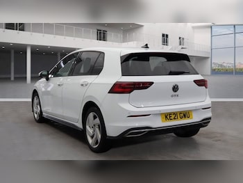 Used Volkswagen Golf 2021 for sale - 76406997: Photo