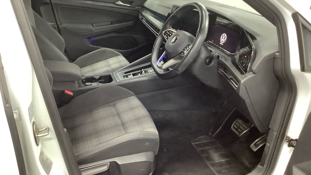 Used Volkswagen Golf 2021 for sale - 76406997: Photo 9