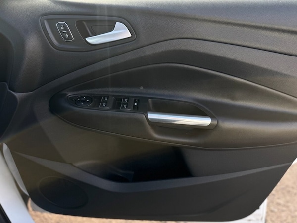 Used Ford Kuga 2016 for sale - 76333163: Photo 19