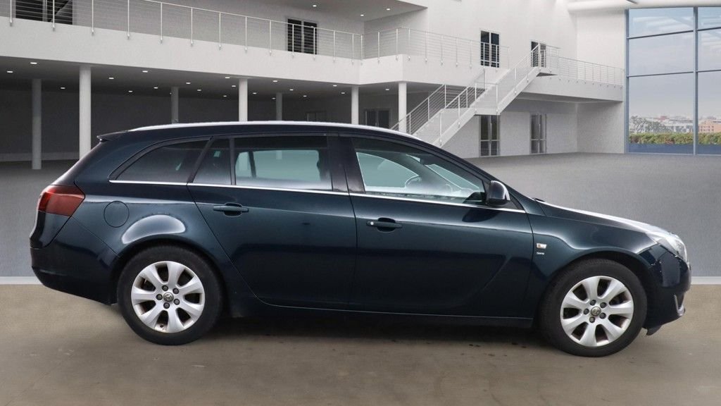 Used Vauxhall Insignia 2015 for sale - 76840754: Photo 5
