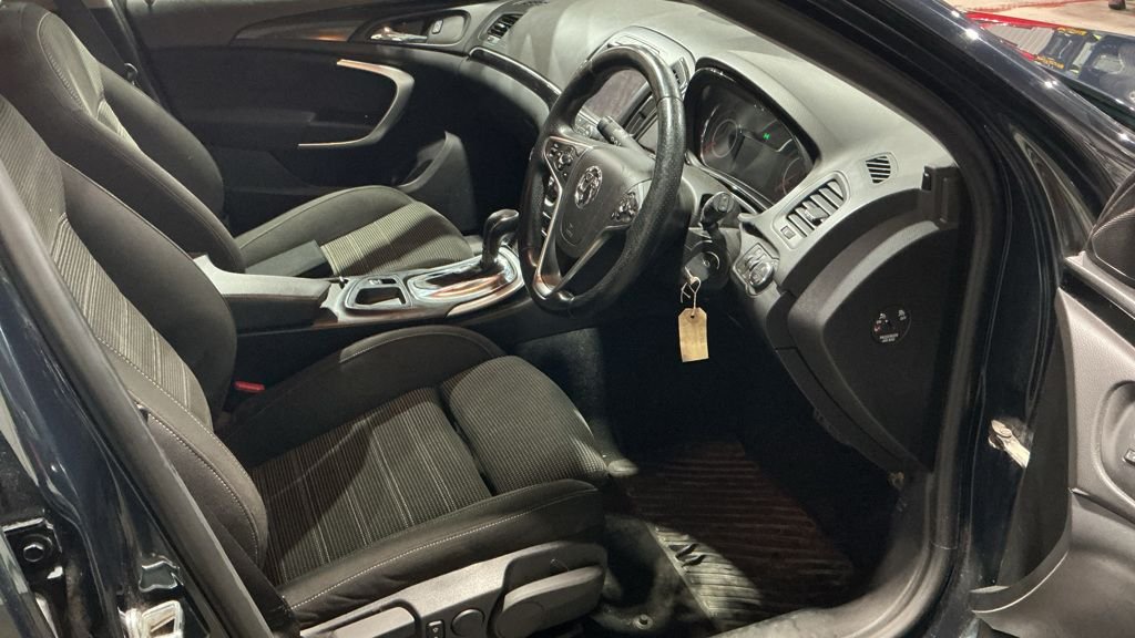 Used Vauxhall Insignia 2015 for sale - 76840754: Photo 9
