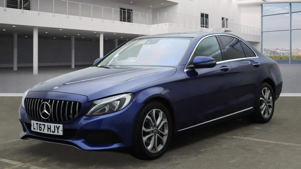 Used Mercedes-Benz C Class 2017 for sale - 76803735: Photo 2