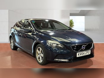 Used Volvo V40 2015 for sale - 78663876: Photo