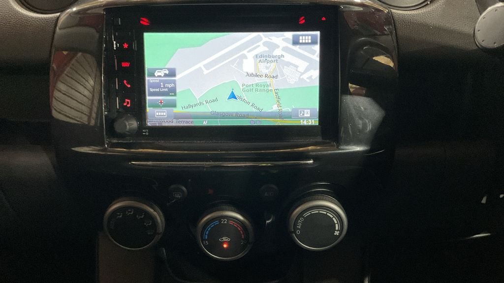 Used Mazda Mazda2 2015 for sale - 77477607: Photo 11