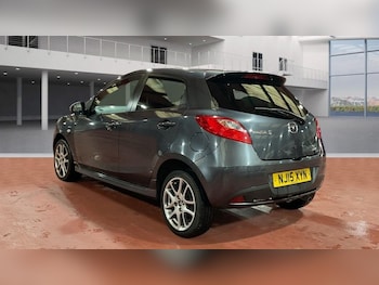 Used Mazda Mazda2 2015 for sale - 77477607: Photo