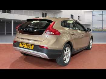 Used Volvo V40 Cross Country 2014 for sale - 75230390: Photo