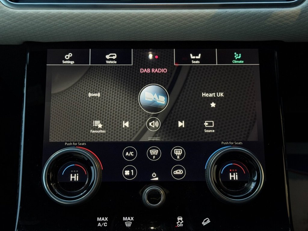 Used Land Rover Range Rover Velar 2018 for sale - 76632339: Photo 22