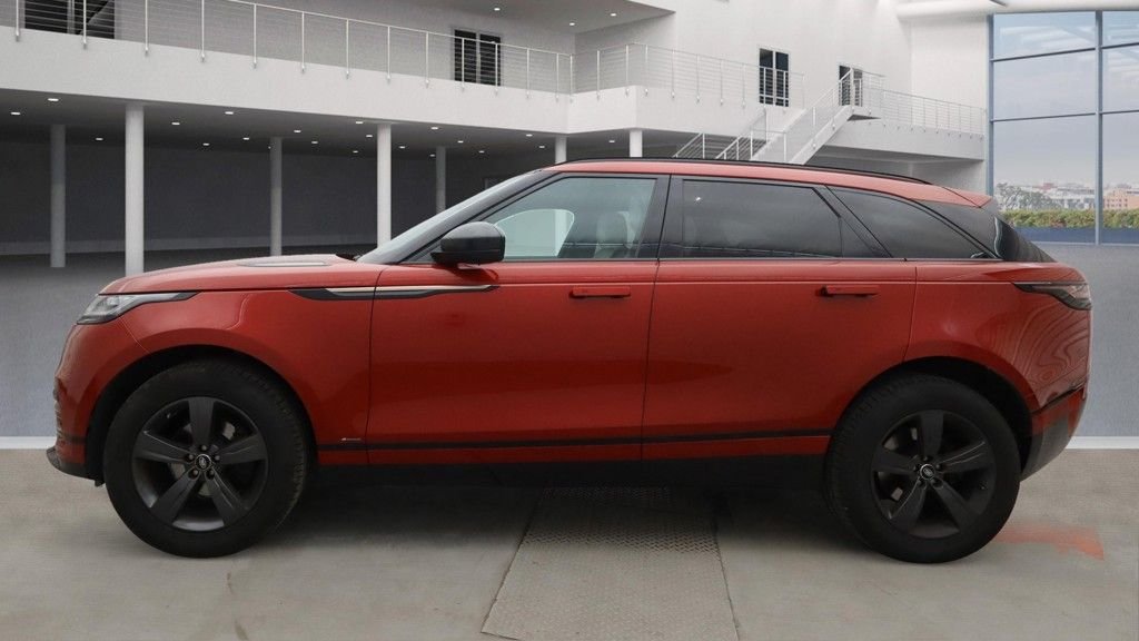 Used Land Rover Range Rover Velar 2018 for sale - 76632339: Photo 6