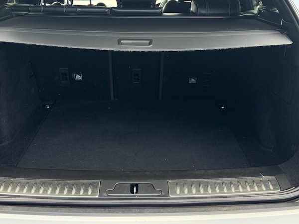 Used Land Rover Range Rover Velar 2019 for sale - 75158898: Photo 13