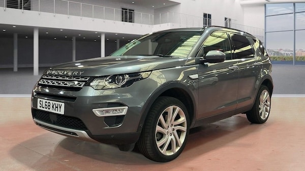 Used Land Rover Discovery Sport 2018 for sale - 76014838: Photo 2