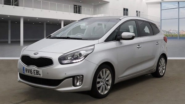 Used Kia Carens 2016 for sale - 75502942: Photo 2