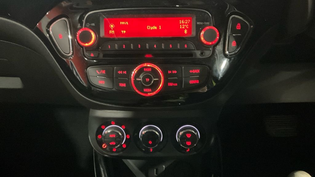 Used Vauxhall ADAM 2017 for sale - 76985957: Photo 11