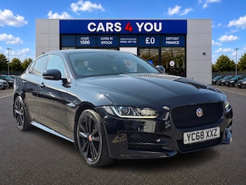 Used Jaguar XE 2018 for sale - 79506720: Photo