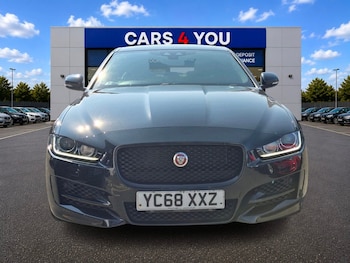 Used Jaguar XE 2018 for sale - 79506720: Photo