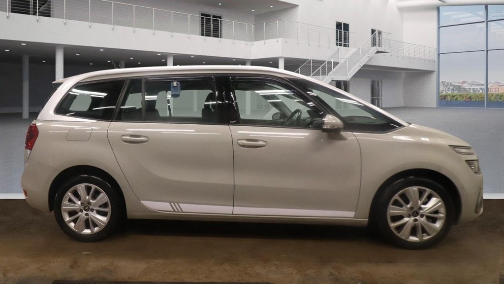 Used Citroen C4 Grand Picasso 2017 for sale - 76977431: Photo 11