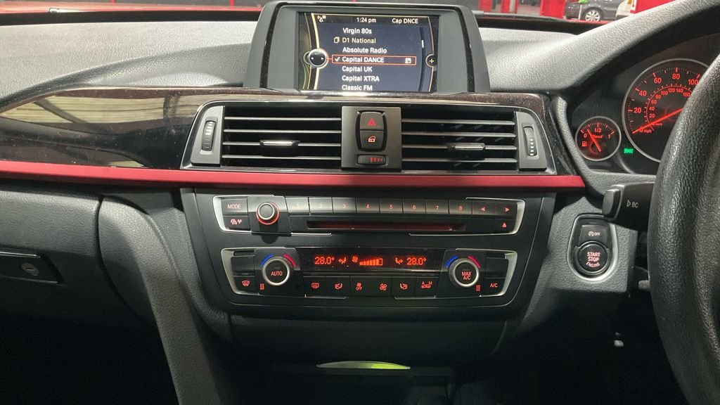 Used BMW 3 Series Gran Turismo 2013 for sale - 76610293: Photo 11