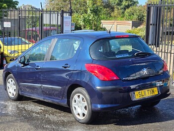 Used Peugeot 308 2011 for sale - 76496077: Photo