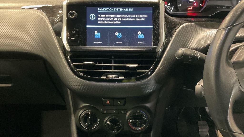 Used Peugeot 208 2018 for sale - 76665523: Photo 23