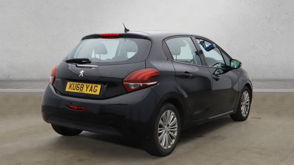 Used Peugeot 208 2018 for sale - 76665523: Photo 4