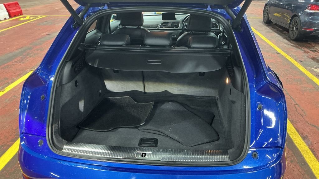 Used Audi RS Q3 2015 for sale - 76888572: Photo 17