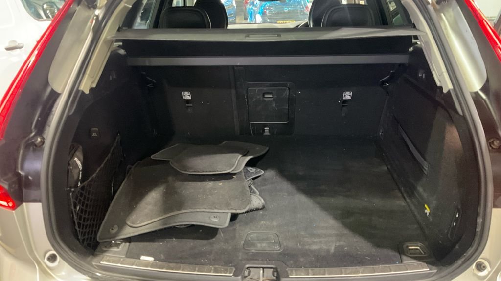 Used Volvo XC60 2019 for sale - 77785975: Photo 19