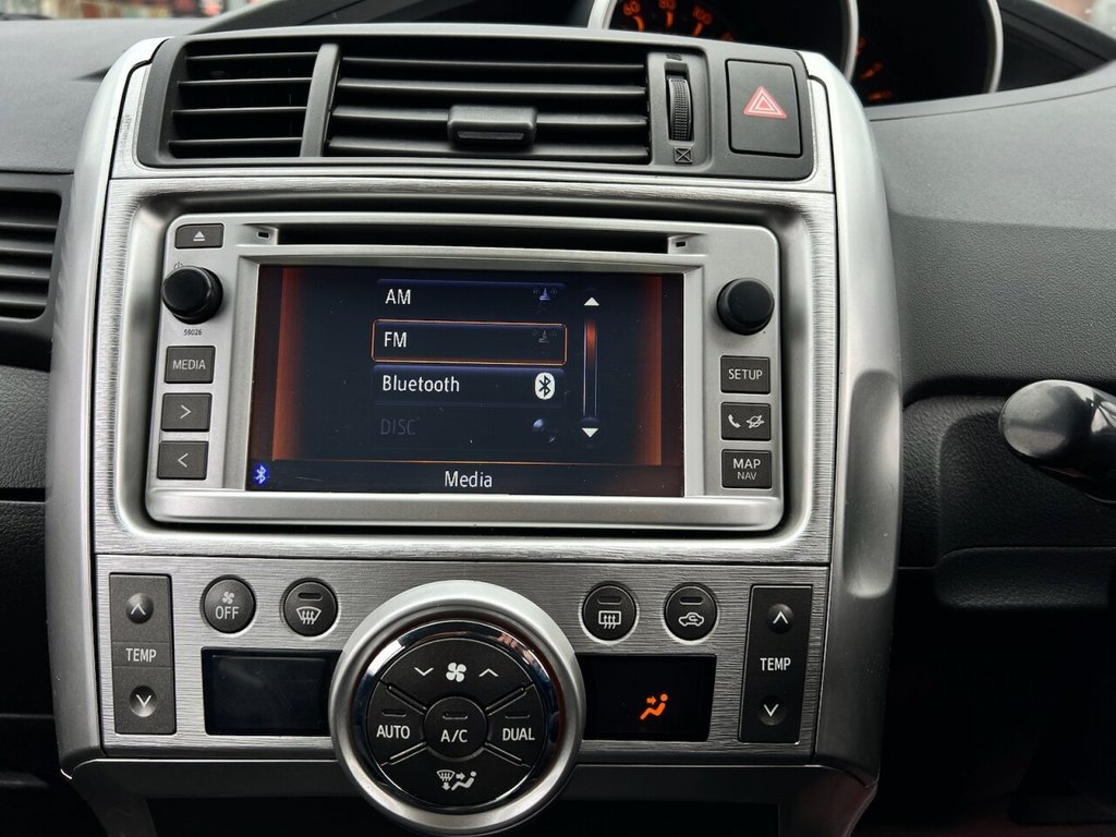 Used Toyota Verso 2012 for sale - 76496065: Photo 14