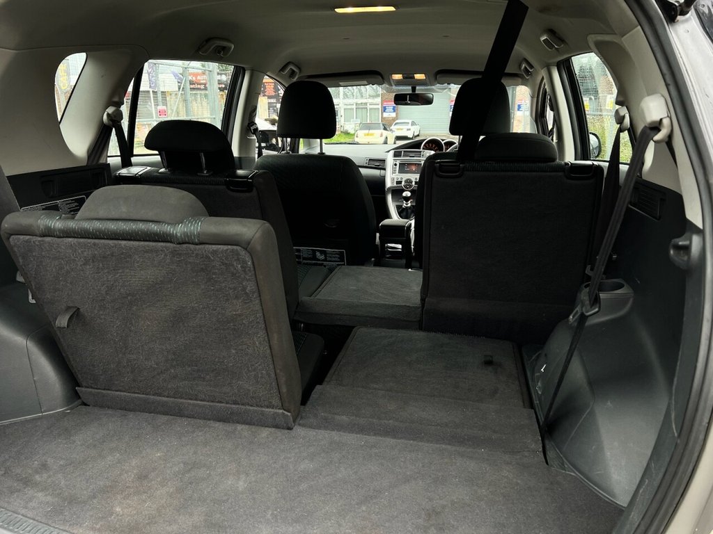 Used Toyota Verso 2012 for sale - 76496065: Photo 19