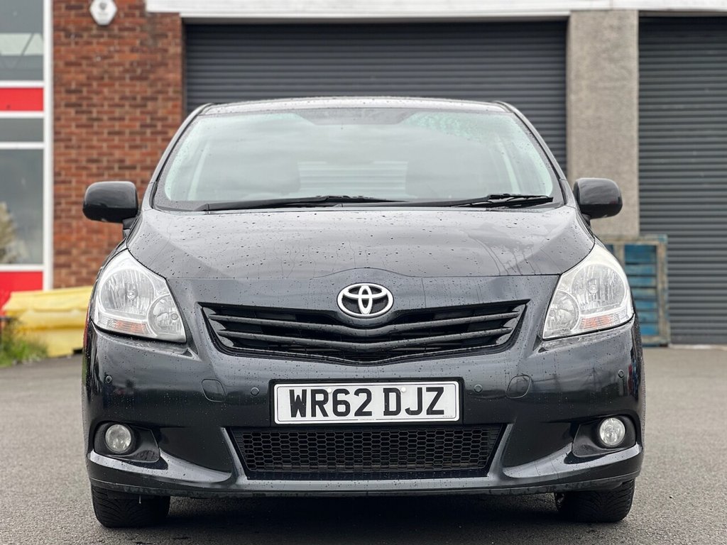 Used Toyota Verso 2012 for sale - 76496065: Photo 3