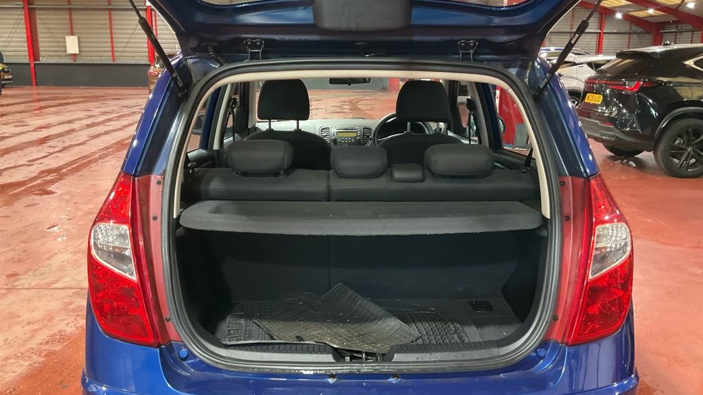 Used Hyundai i10 2012 for sale - 77936476: Photo 7