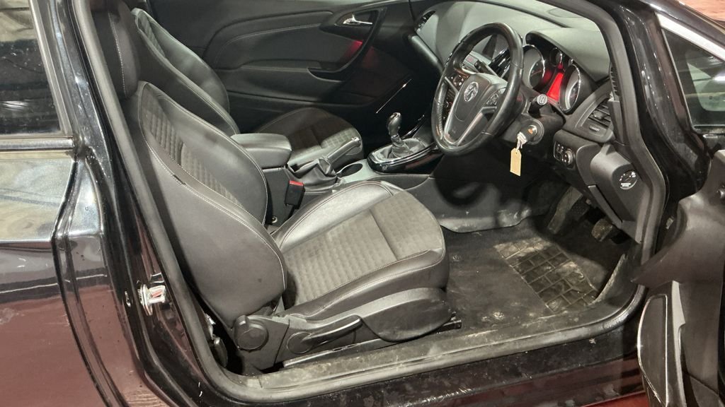 Used Vauxhall Astra GTC 2016 for sale - 77525854: Photo 15