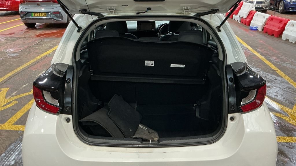 Used Toyota Yaris 2022 for sale - 77302550: Photo 13