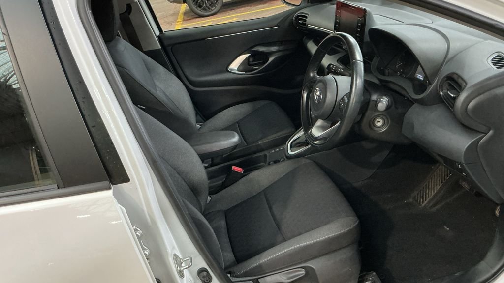 Used Toyota Yaris 2022 for sale - 77302550: Photo 15