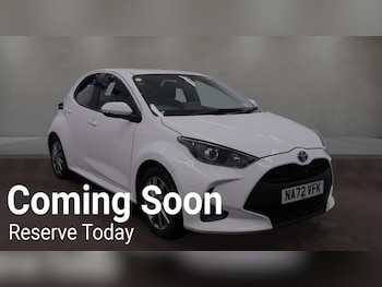 Used Toyota Yaris 2022 for sale - 77302550: Photo