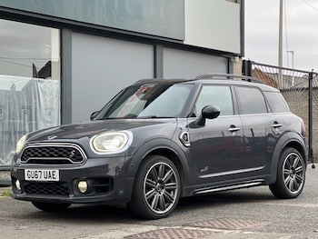 Used MINI Countryman 2017 for sale - 76867300: Photo