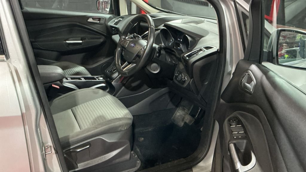 Used Ford Grand C-Max 2017 for sale - 77539618: Photo 15